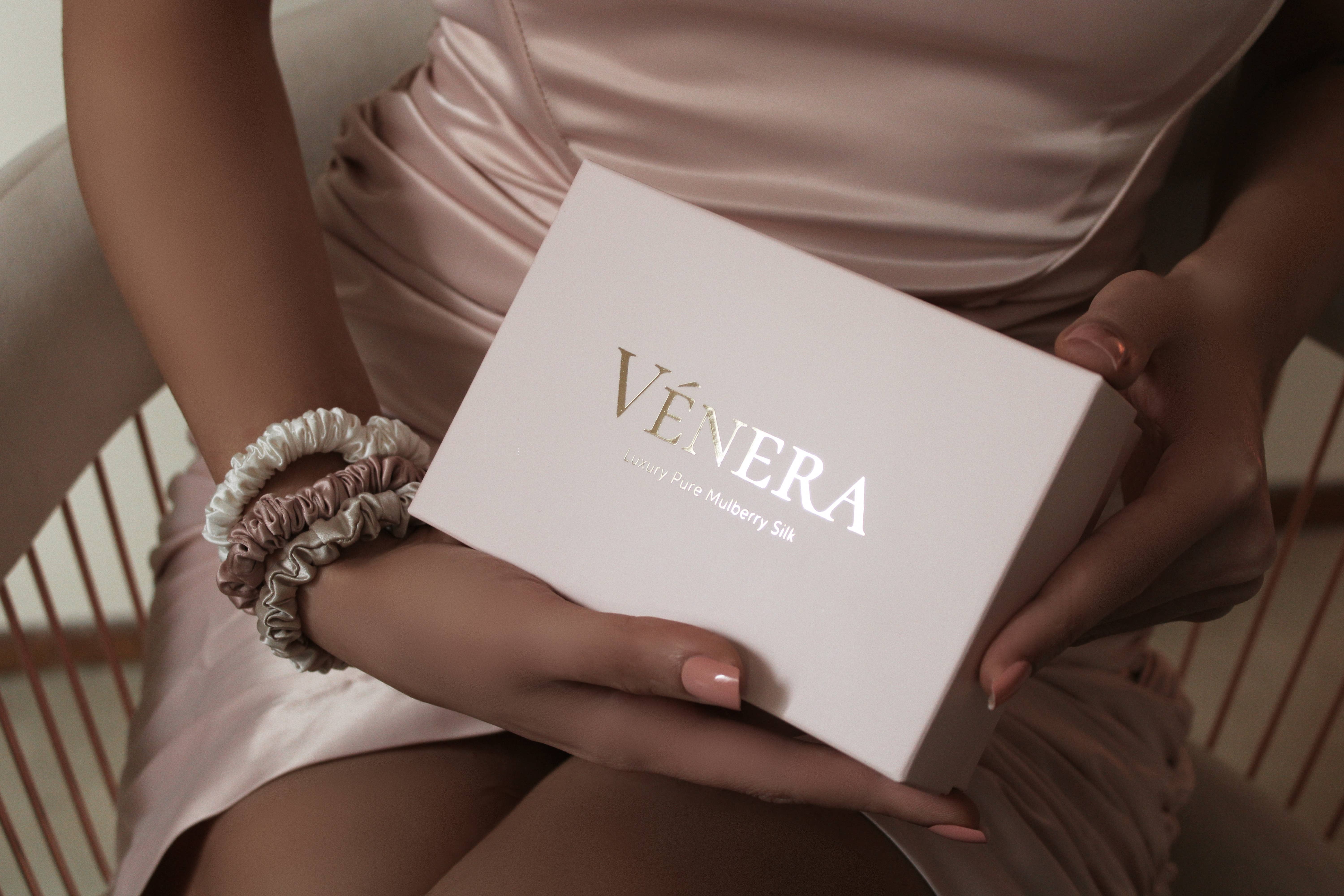 Vénera - Wholesale Hair Tie - 100% Organic Pure Silk Hair Ties3