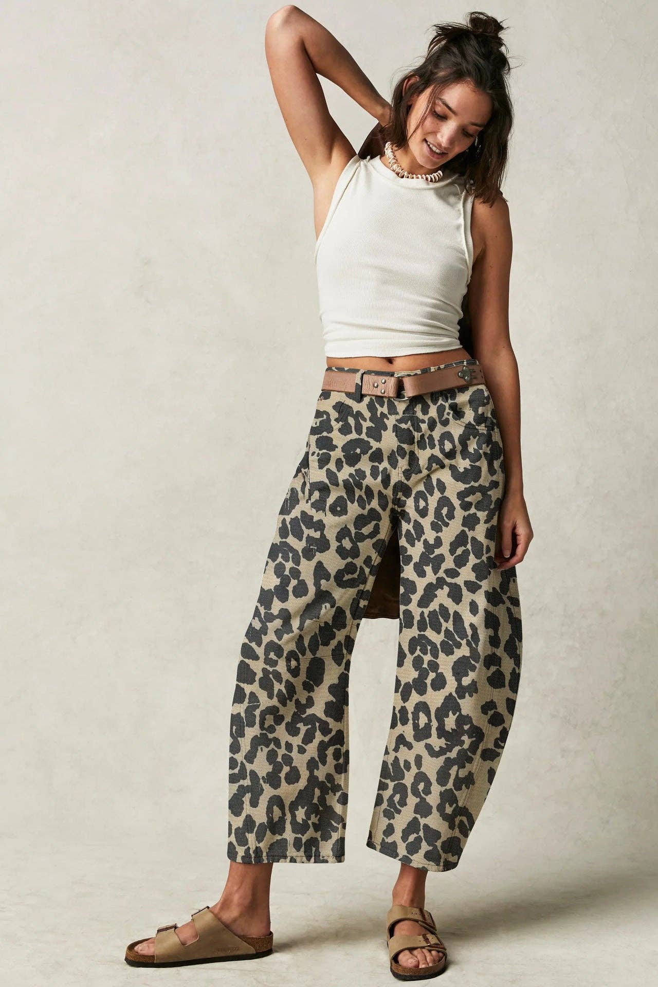 Marayn - Wholesale Jeans - Women's - Leopard Print Loose Fit MidRise Denim Jeans2