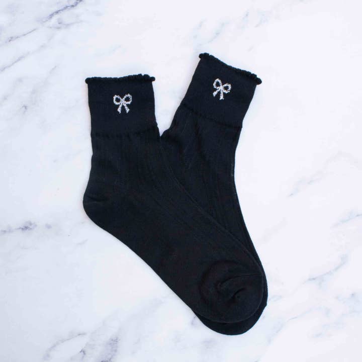 Tiepology - Vendita all'ingrosso Calzini - Donna - Calzini da donna a righe trasparenti con fiocco