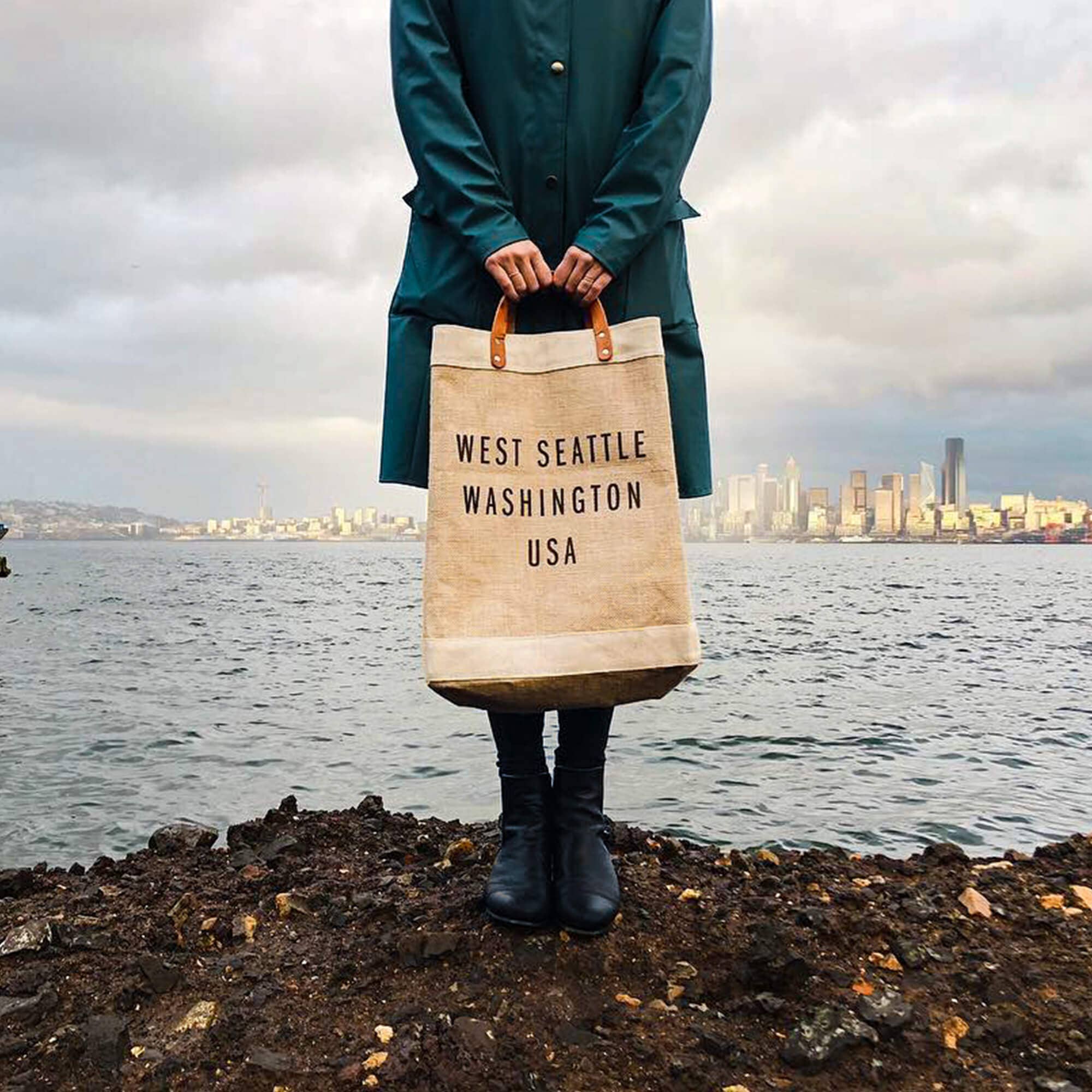 Apolis - Wholesale Tote Bag - Women's - Customize Market Bag in Natural (003NA)19