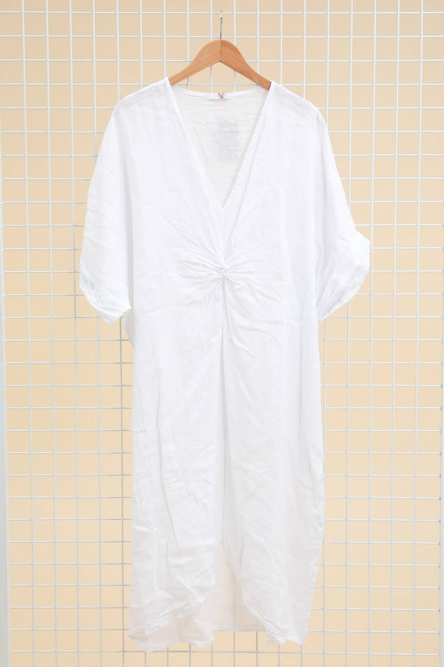 Lea & Luc - Grandes Tailles - Wholesale Dress - Women's - Plus size linen dress V neckline SKU 790932