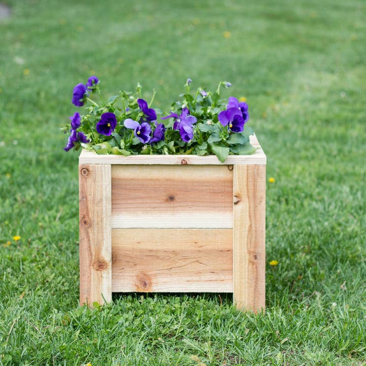 The McGarvey Workshop - Wholesale Planter Box - Outdoor Cedar Planter5