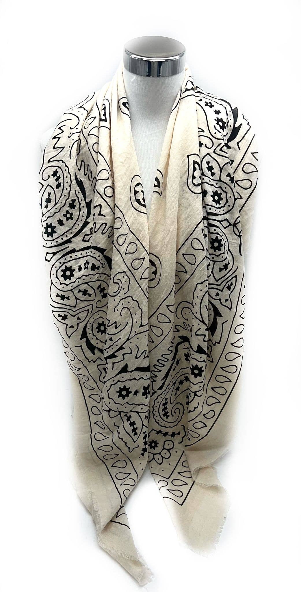 LINETA - Vente Écharpe – femme - 46735-A5 Foulard grand carré motif bandana 3