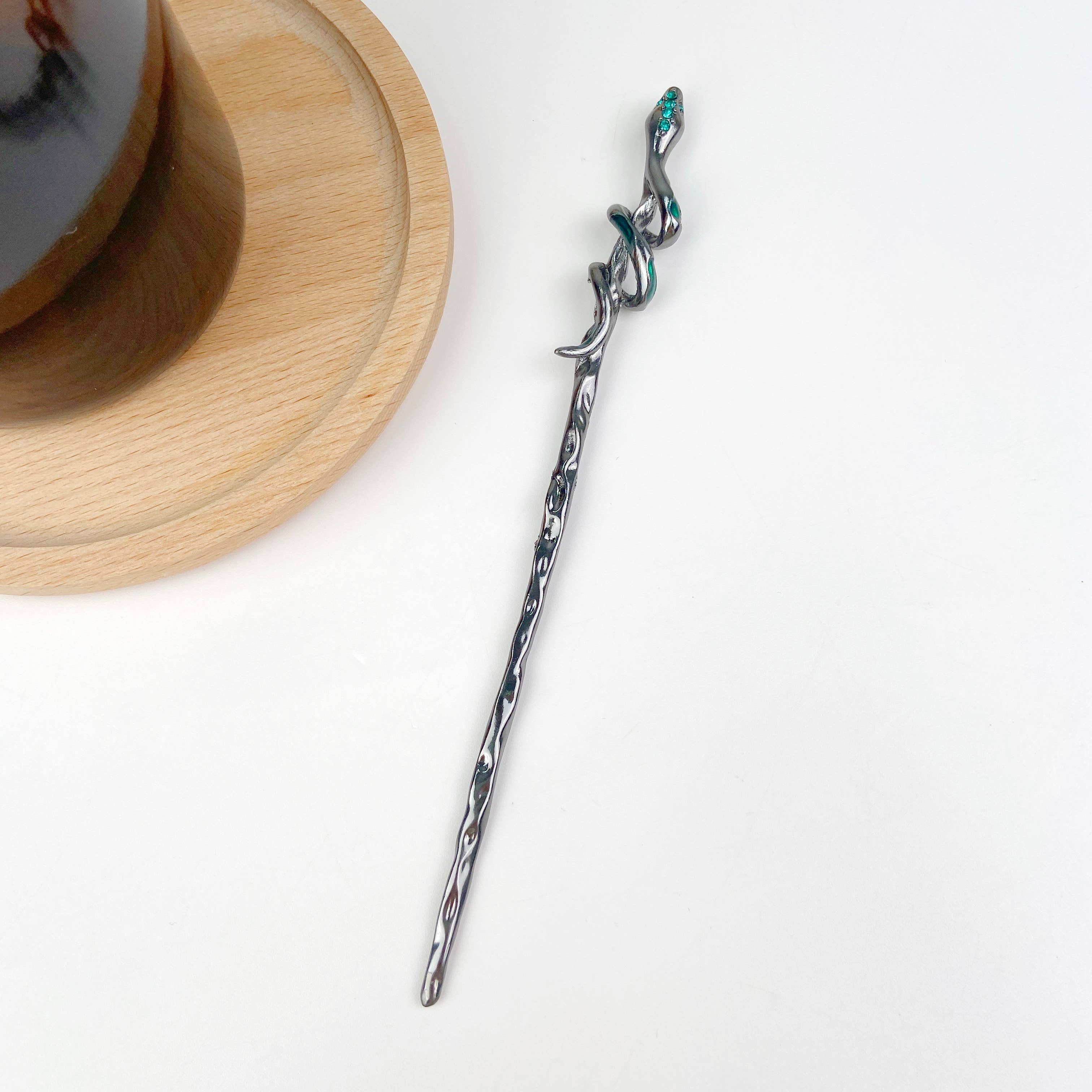 TheDivaSoap - Wholesale Hair Pin - Green-eyed snake metal hairpin0