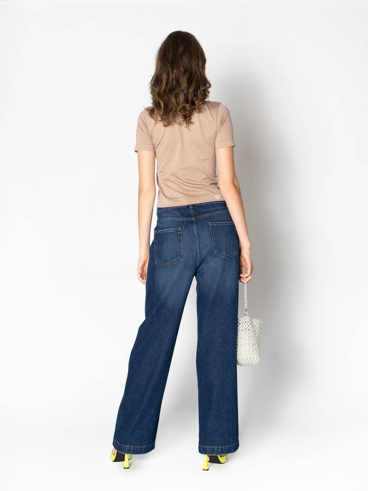 T-shirt de sport sans coutures pour la vente par NU-IN