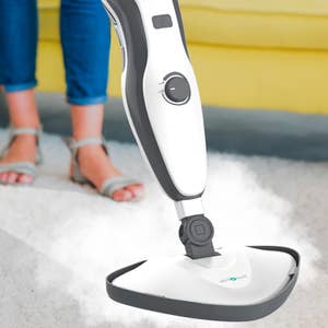 Iris Usa Rechargeable Cordless Electric Vibrating Mop With Water