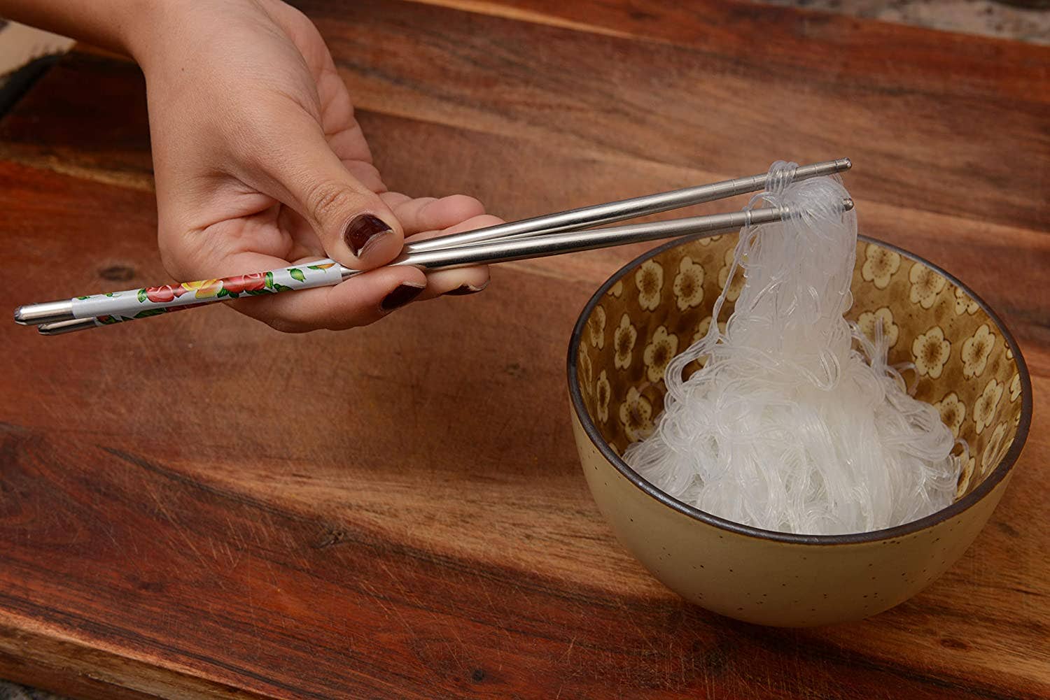 EcoQuality - Wholesale Chopsticks - Premium Reusable Stainless Steel Chopsticks Great for Dinner9