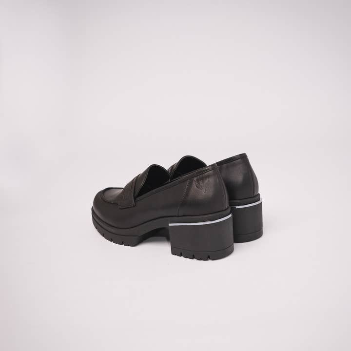 sabel LEREN LOAFER MET HOGE HAK voor groothandel op Faire1