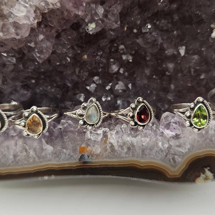Meraki Gemstones - Wholesale Single Stone/Solitaire Ring - Peridot/Garnet/Citrine/Amethyst/Labradorite/B.Topaz-Ring 925
