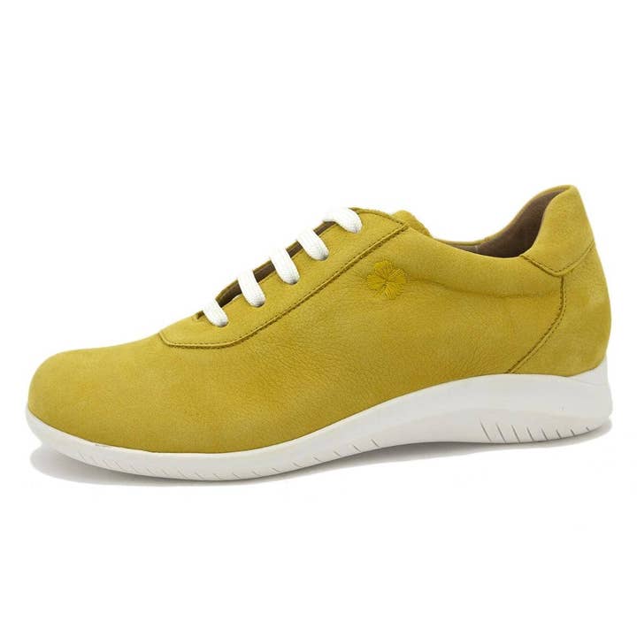 Respectvolle Schoen Nubuck Mosterd 250901 voor wholesale door PieSanto