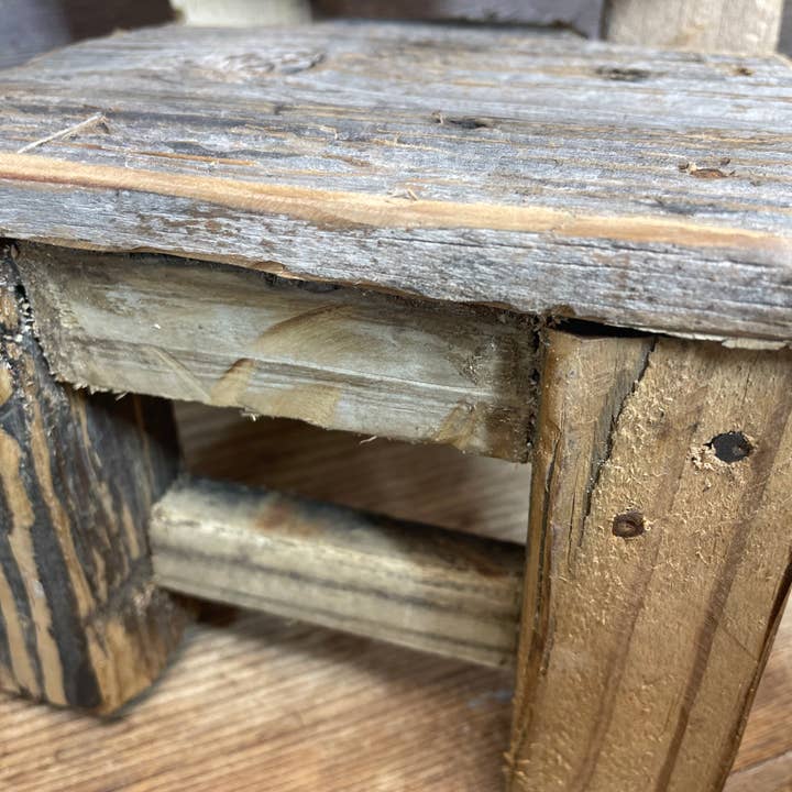 My Amigos Imports - Vente Chaises - Chaise en bois de cèdre ancien Lula - 6Lx6Px11H pouces - NEUF2