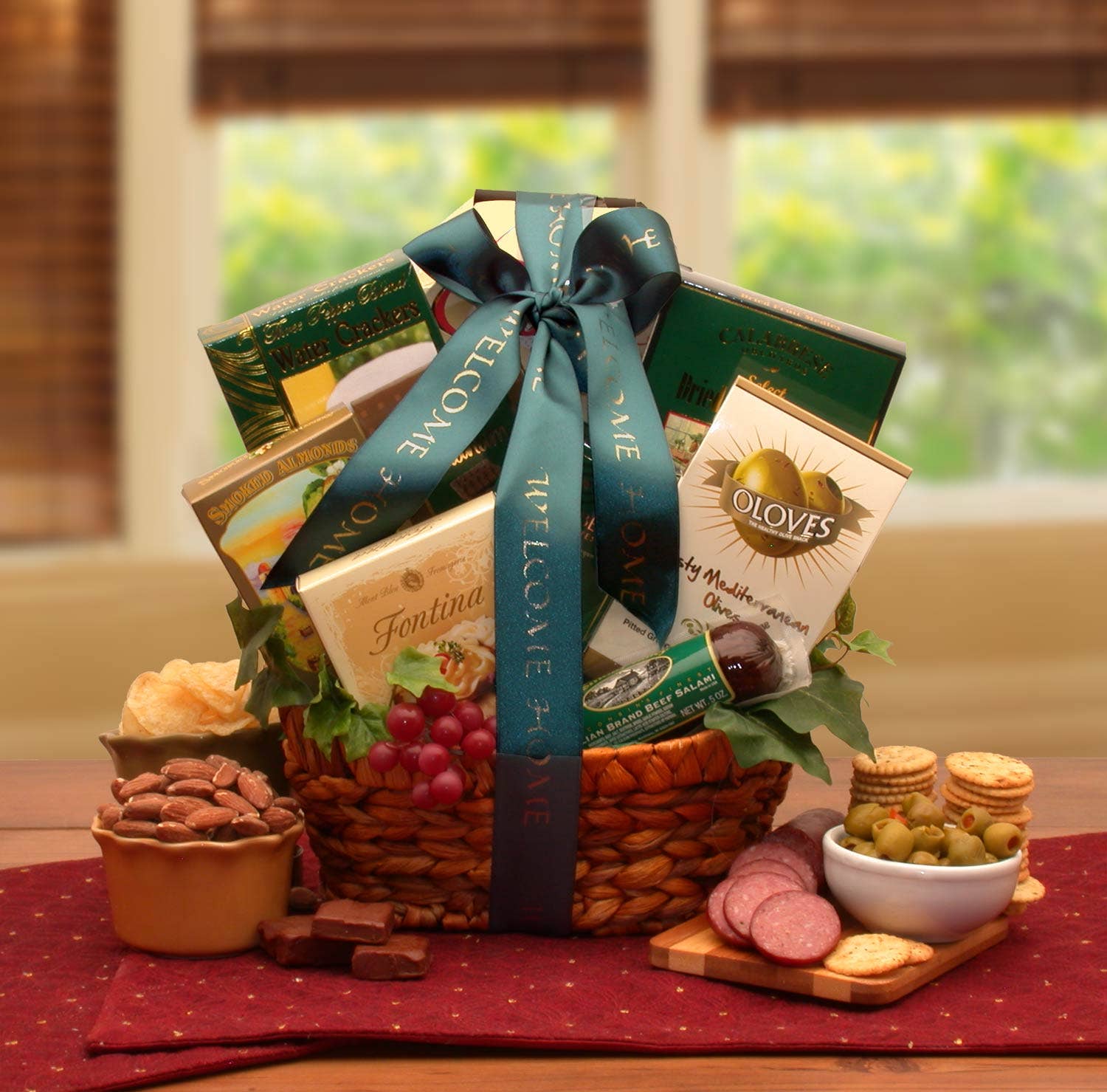 Gift Basket Drop Shipping - Wholesale Gift Bag Set/Pack - Classic Favorites Gift Basket1
