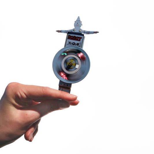 die Blechfabrik e.K. - Wholesale Classic Toy - Kids - Pinwheel robot “Robby”, Made in India2