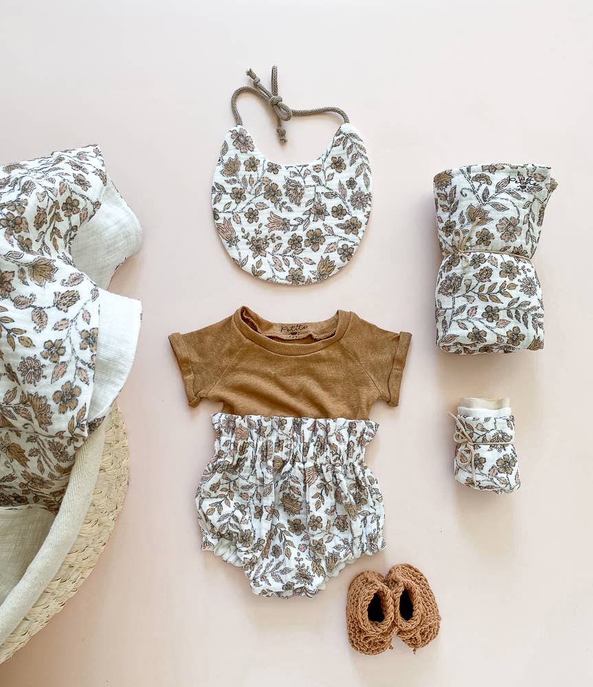 Wholesale Baby bloomers / vintage boho for your store Faire