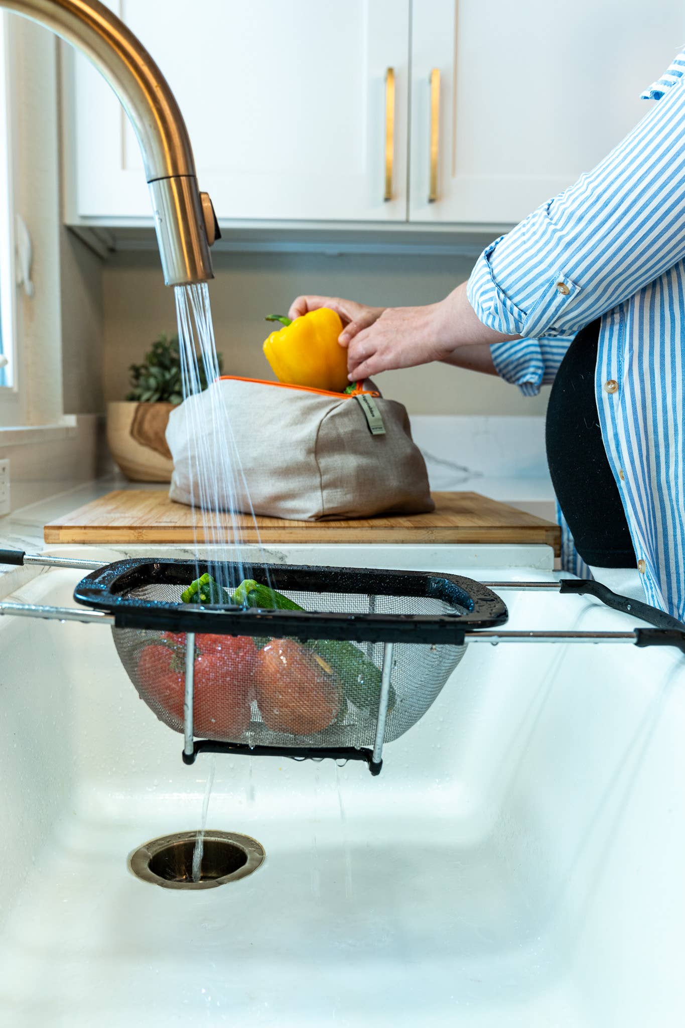 Ambrosia Bag - Wholesale Food Storage Wrap/Bag - Reusable Linen Bag for Vegetables |Reusable | Spring Kitchen3