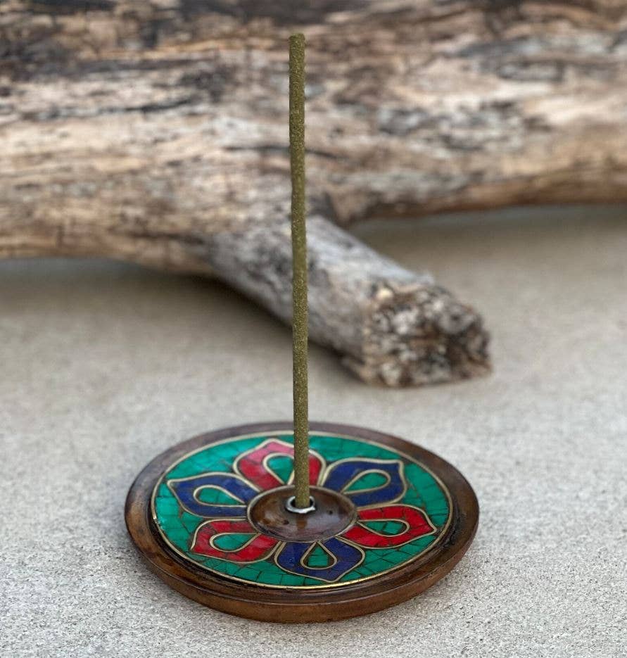 Lungta Imports - Wholesale Wierookhouder - Handgemaakte Tibetaanse wierookbrander, met de hand ingelegde steen Nepal1