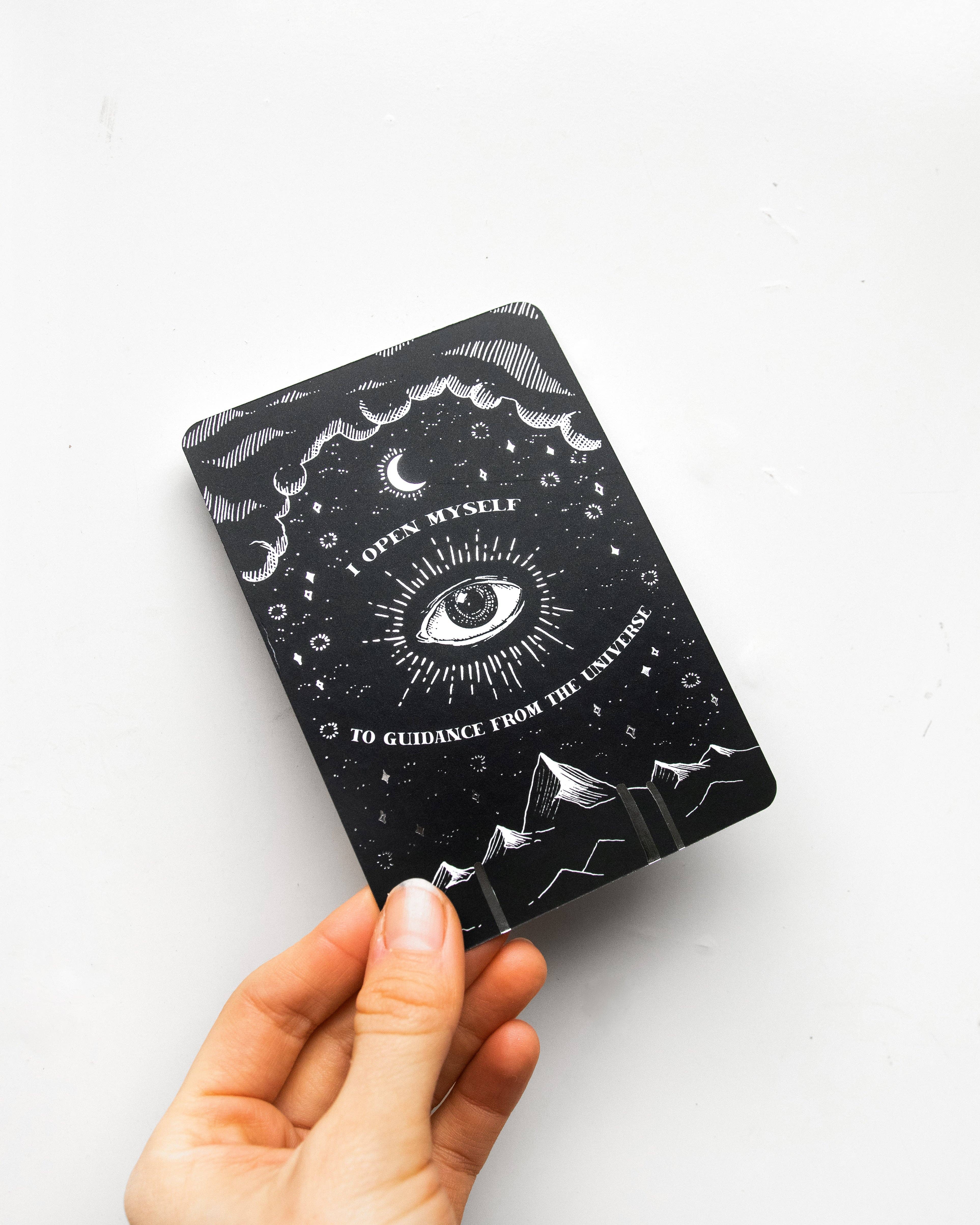 DreamyMoons - Wholesale Tarot Cards - Cosmic Guidance Oracle Card Deck8
