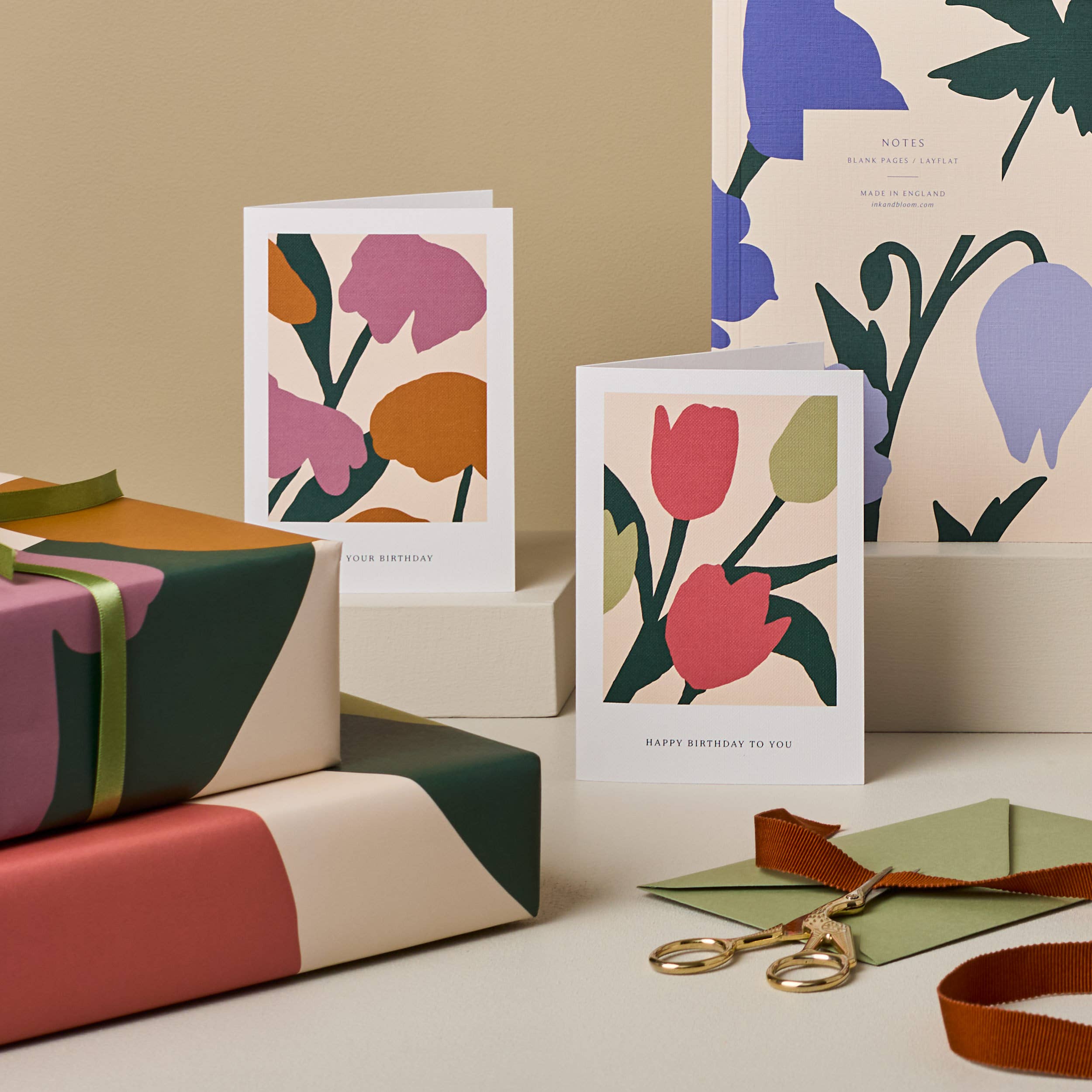 Ink & Bloom – wholesale Notebook – Layflat Notebook in Indigo Bloom4