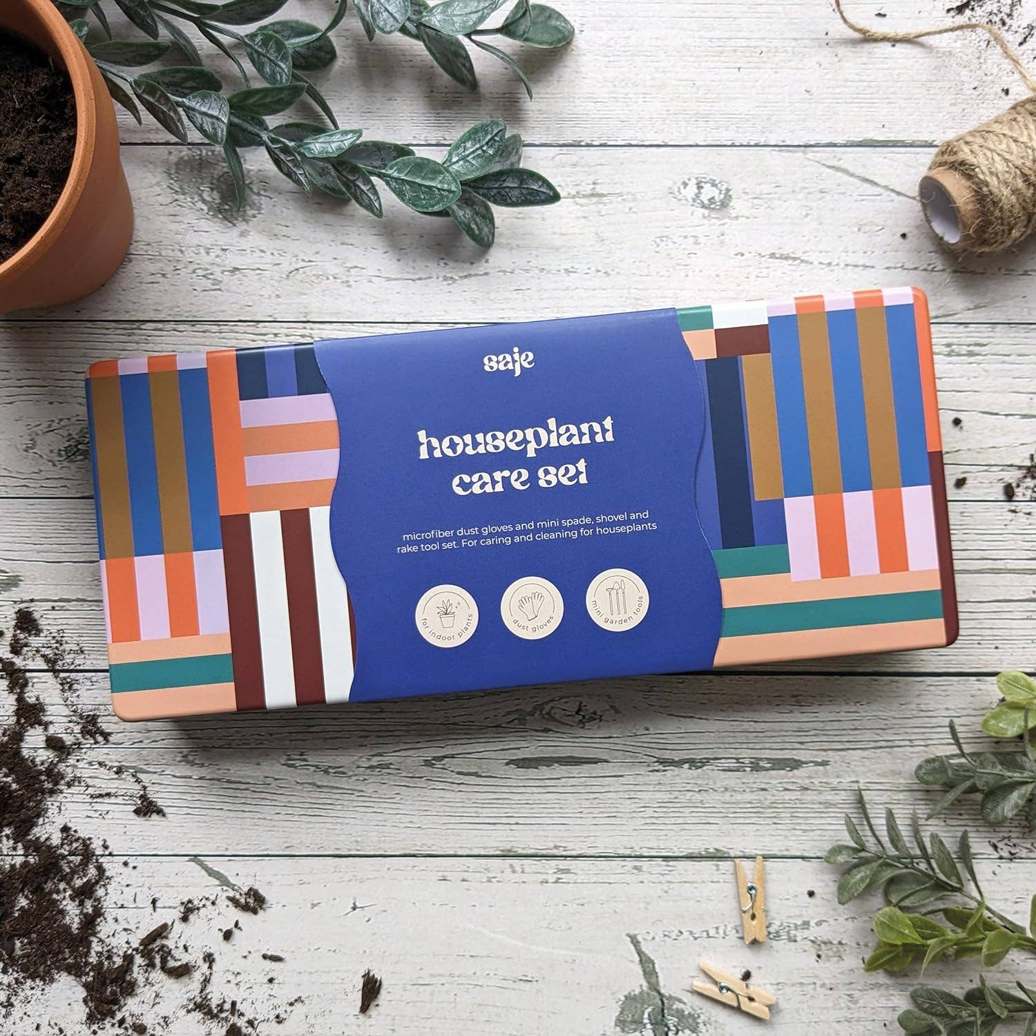 Robert Frederick Ltd - Wholesale Garden Tool - Saje House Plant Care Kit - Leaf Dust Gloves and Mini Tools - Keep Indoor Plants Healthy2