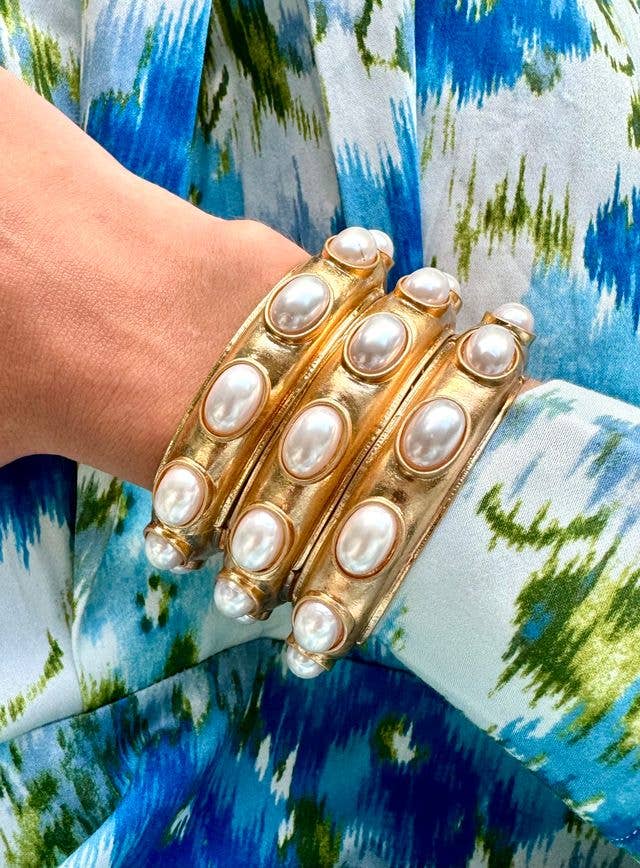 Caroline Hill - Wholesale Bangle Bracelet - Harriette Pearl Bracelet Gold1