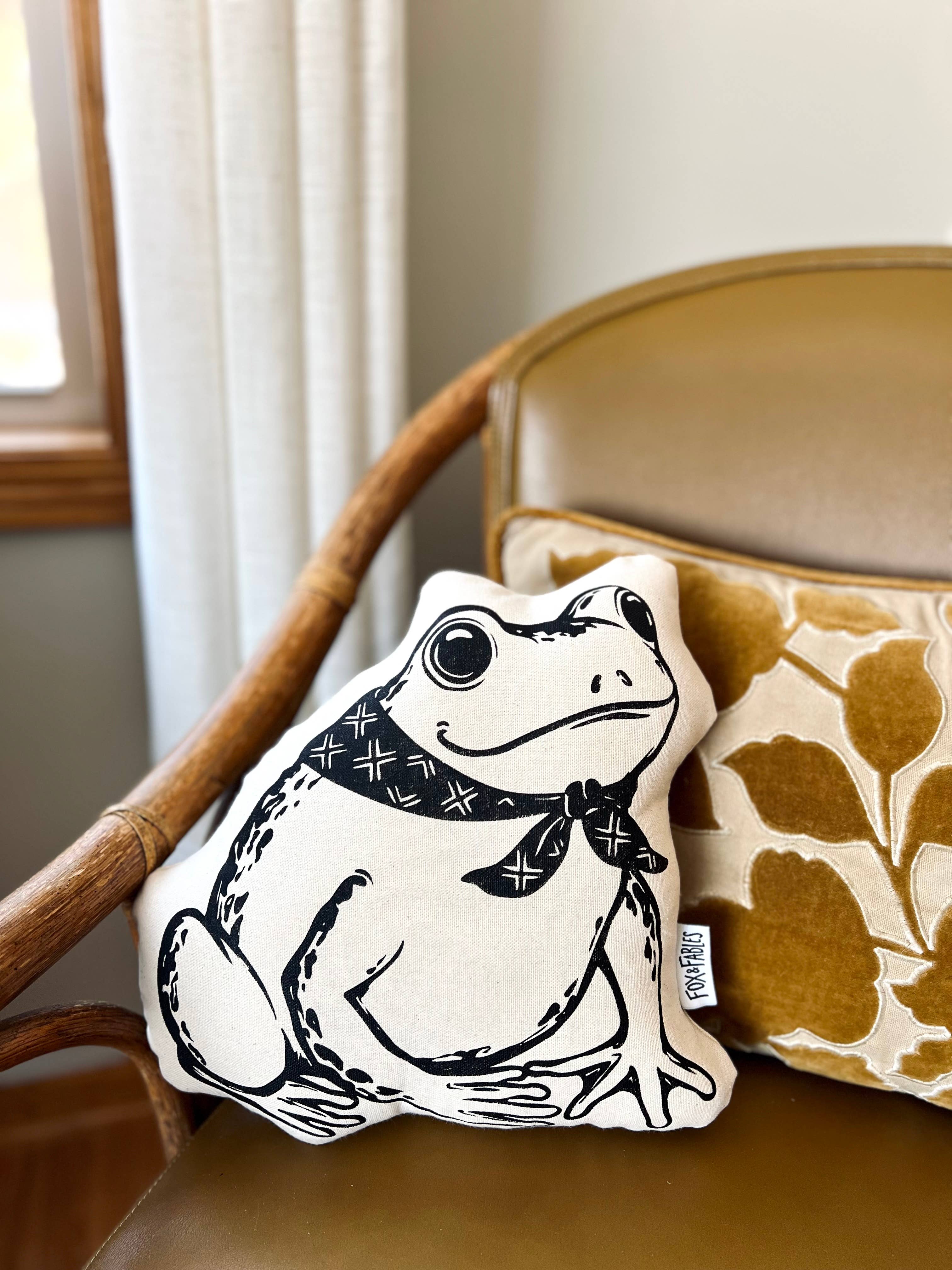 Fox & Fables - Venta al por mayor Cojín decorativo - Almohadas con Forma de Animales de Vida en el Estanque3