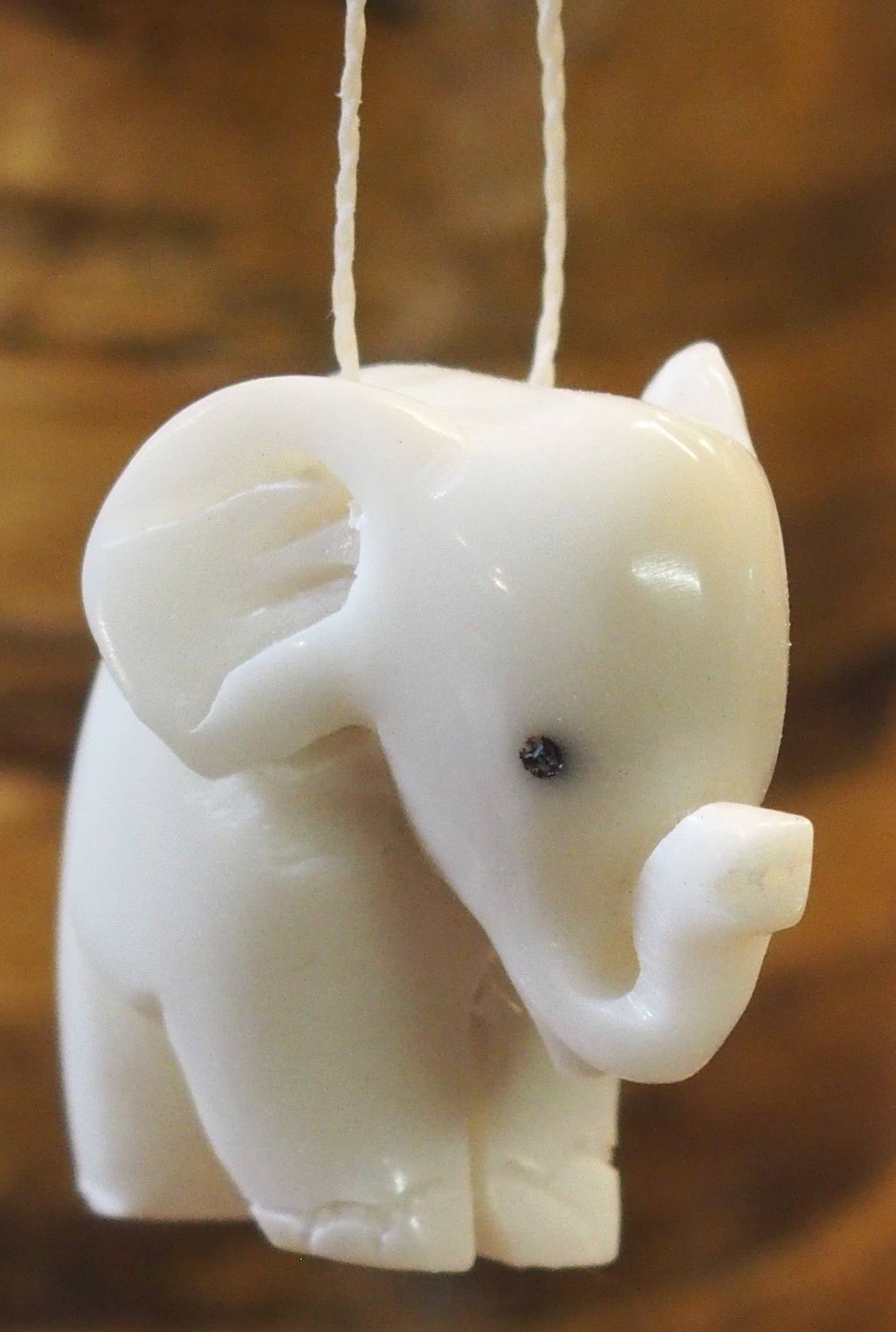 Pampeana - Wholesale Ornament - Elephant Tagua Ornament