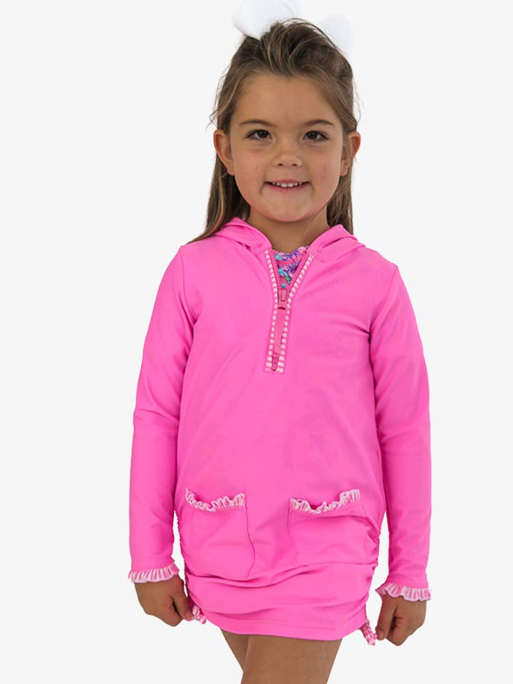 Couverture à fermeture éclair quart de tour froncée néon rose pour filles avec protection solaire pour la vente par RuffleButts + RuggedButts