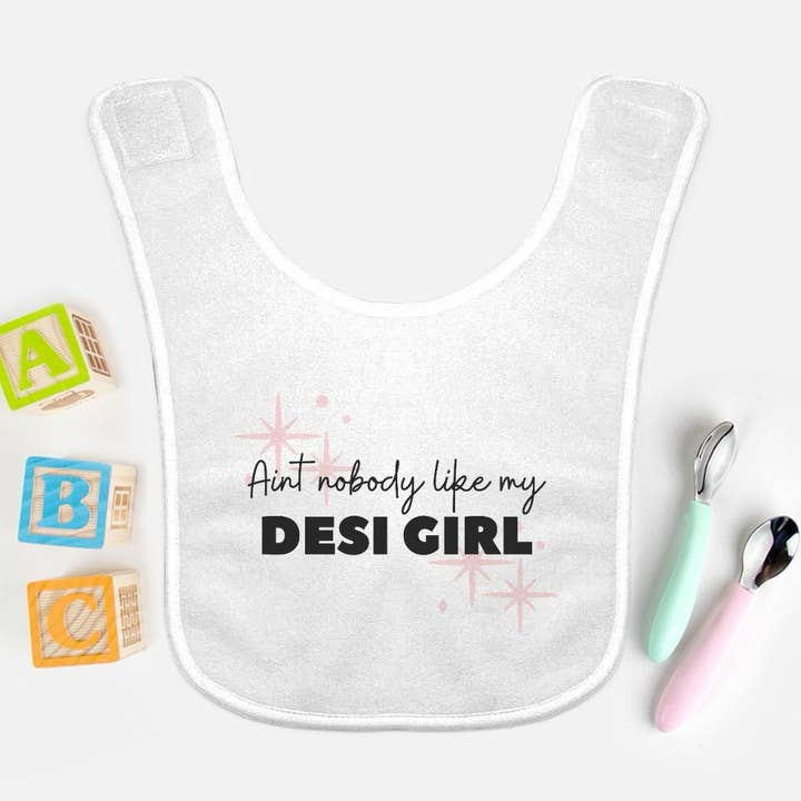 "Det finns ingen som min Desi-tjej" Babyhaklapp för wholesale av Smriti Designs Gift Shop