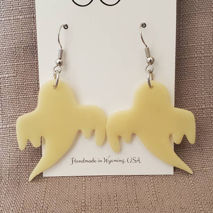 Glowing Ghosties pour la vente par JoJo's Jewelry