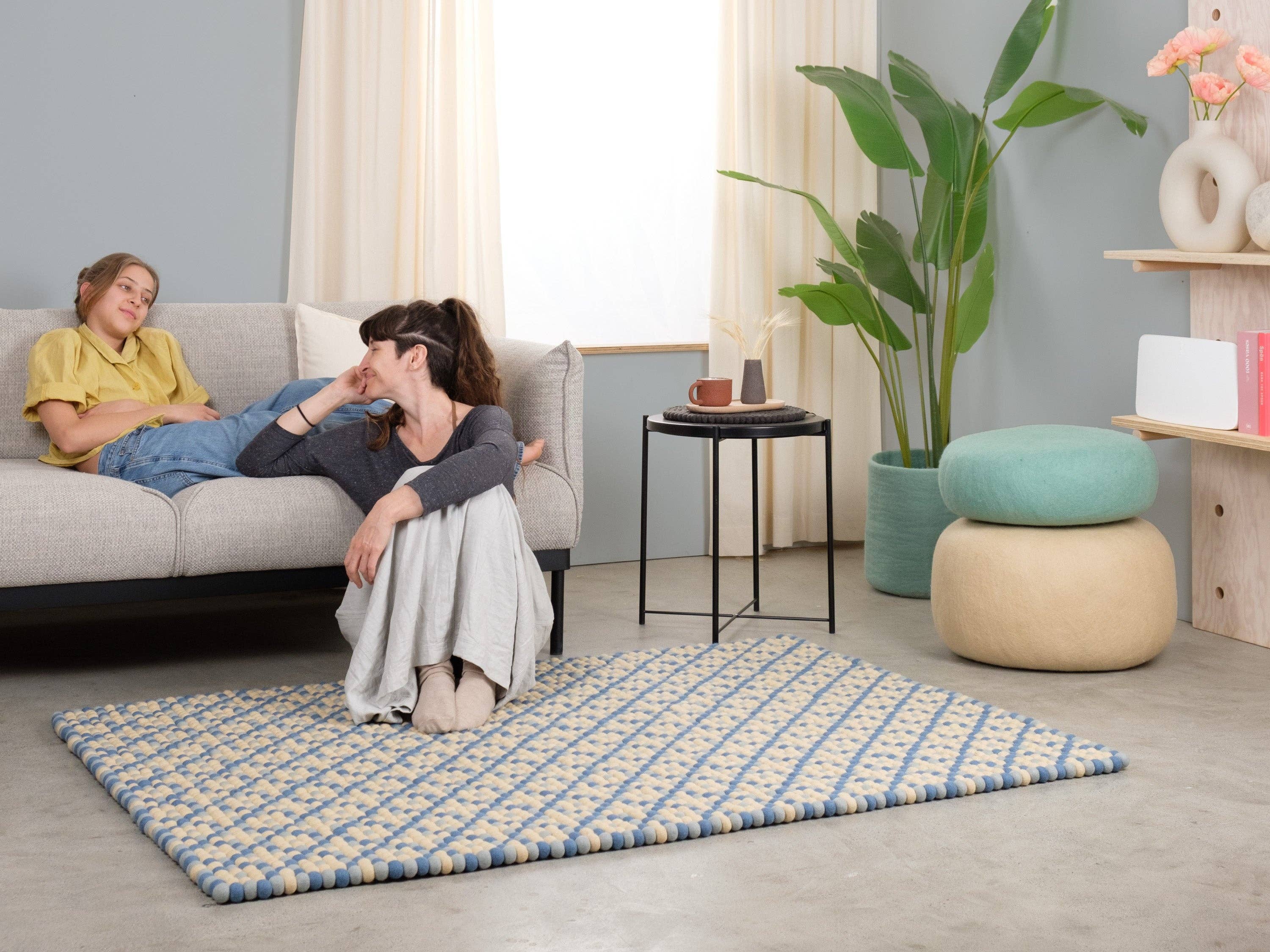 myfelt - Wholesale Area Rug - Inez felt ball rug rectangular 100% wool, handmade1