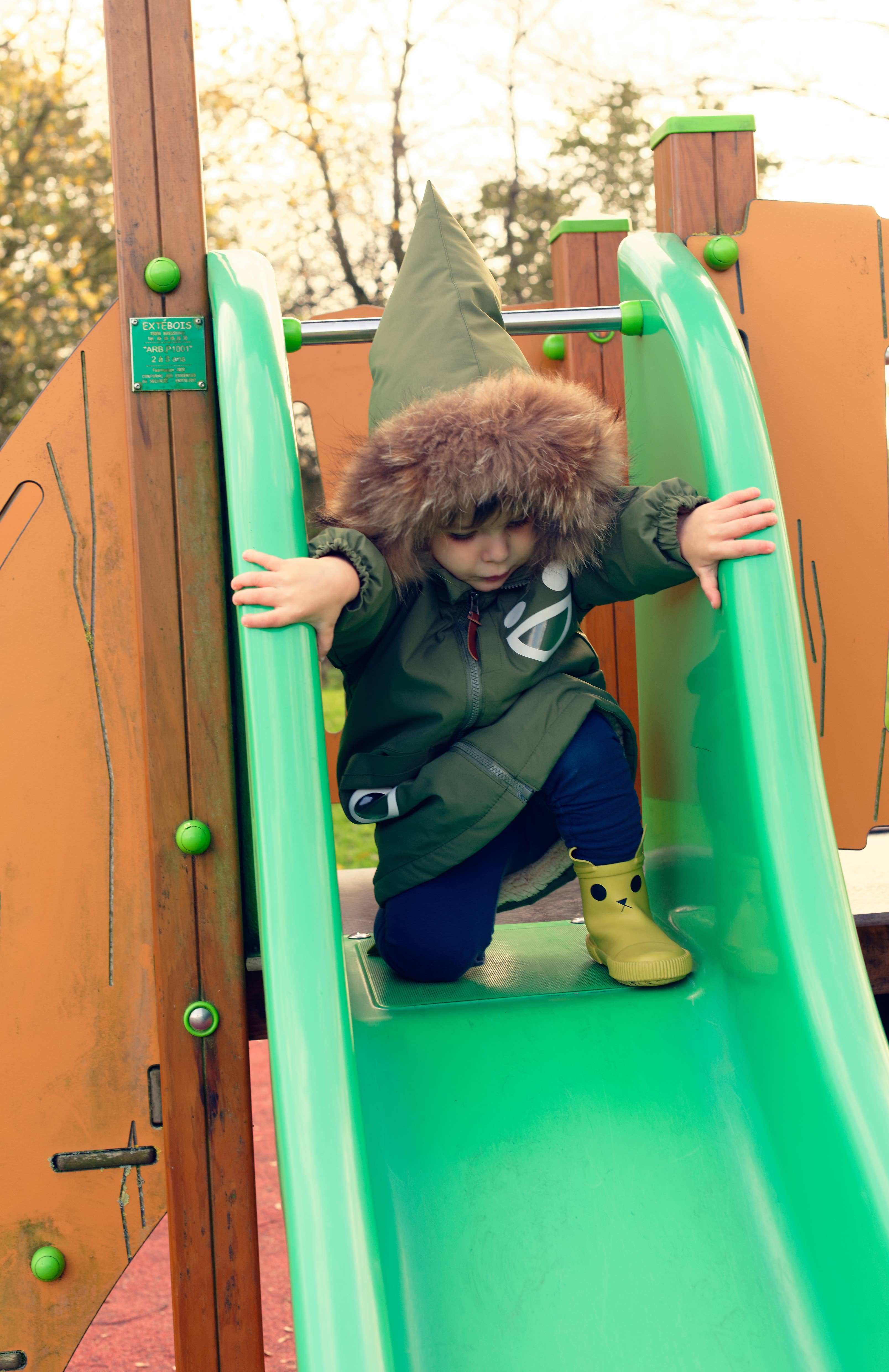 BOXBO - Wholesale Outerwear Vest - Kids - Warm Waterproof & Snowproof Kids' Winter Coat (Forest Green)6