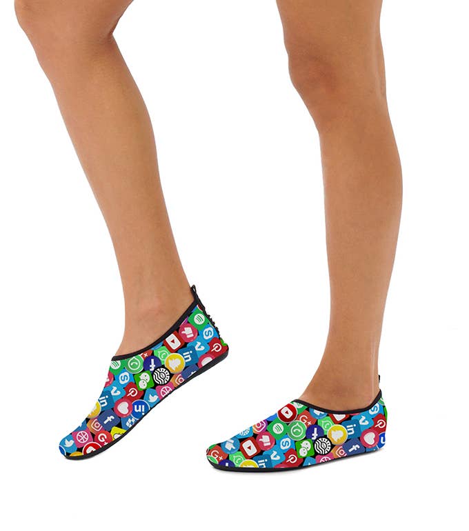 Okana – wholesale Badskor – dam – UNISEX MEDIA IKONER VATTEN SKOR0