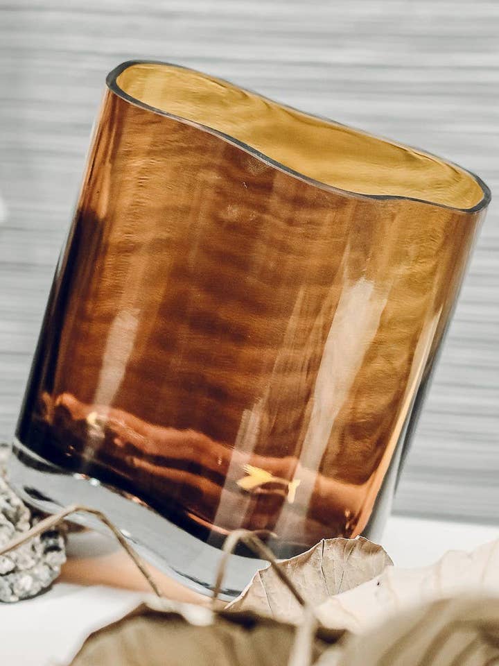 New Modern Design Vase Inspired By Coral + Aalto, Cor20Am for wholesale by Element Accessories USA