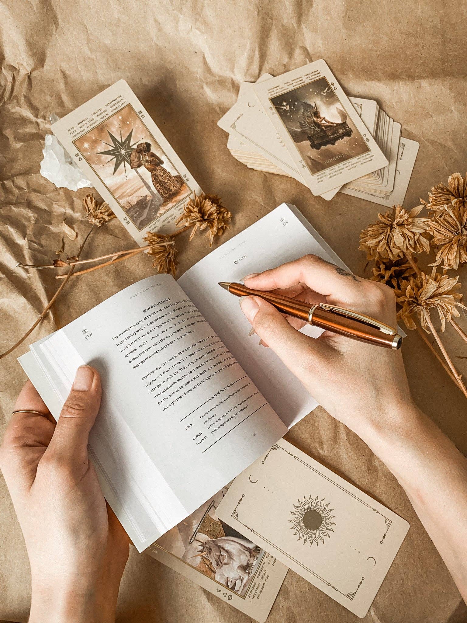 ST SOLEIL - Wholesale Tarot Cards - Lucid Dreams Beginners Tarot Deck ED IV, Beige27