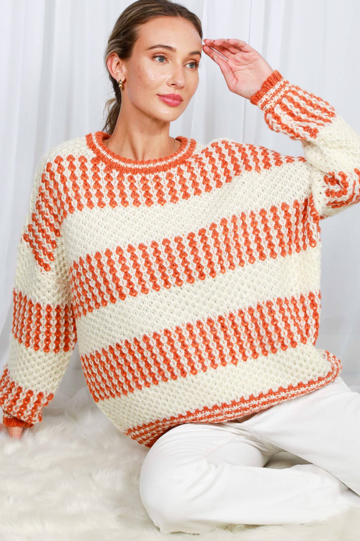 Vine & Love – wholesale Knitted jumper – Women′s – Crew Neck Color Blocked Knitted Sweater Top VT3145514