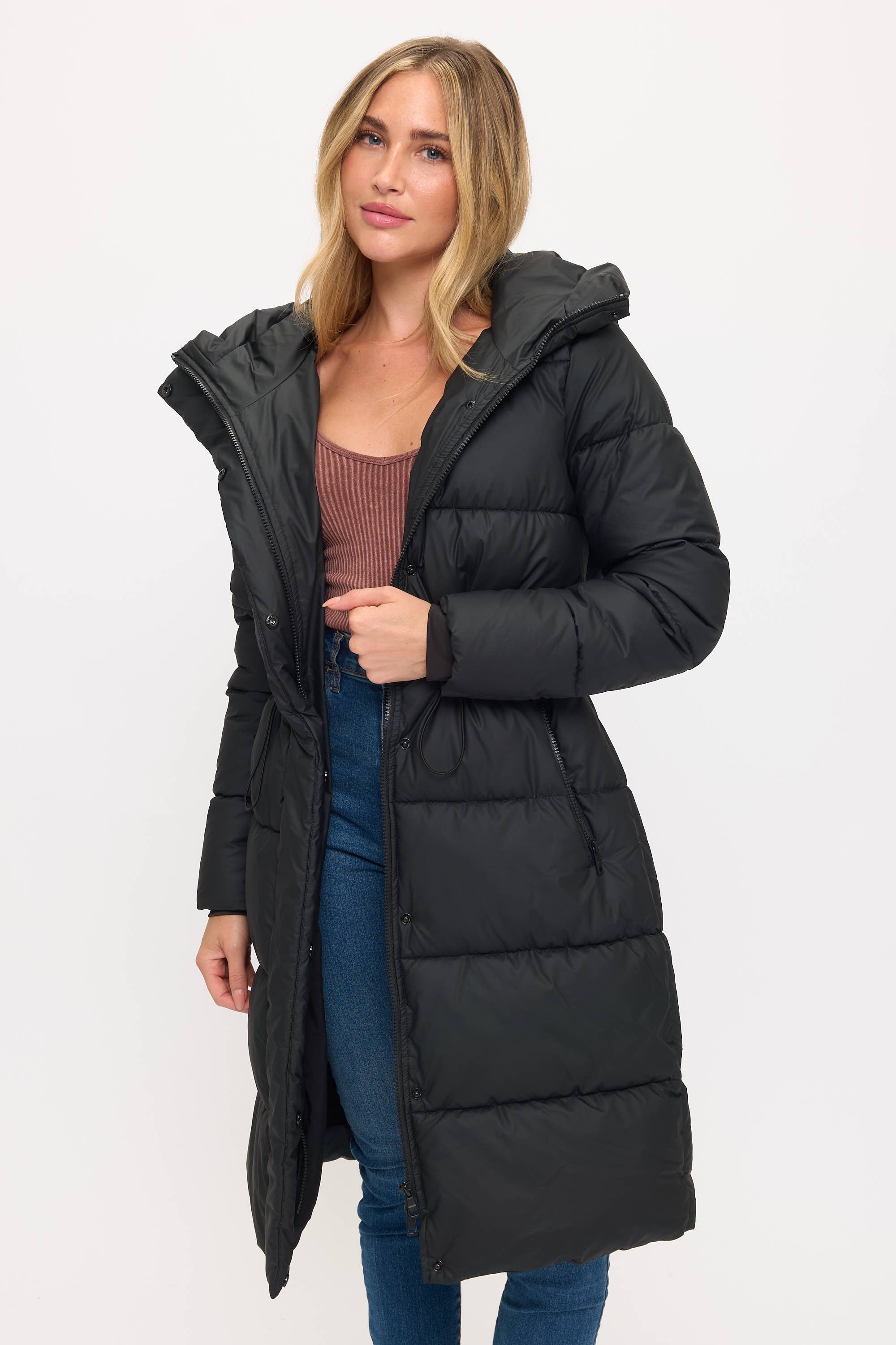 Coalition Apparel Inc - Wholesale Pufferjack - Dames - CLANP0112: Nordic Luxe Gewatteerde Jas met Capuchon2