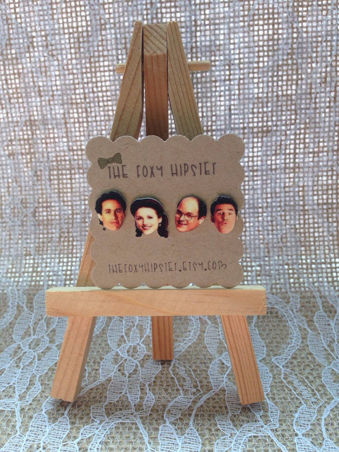 The Foxy Hipster - Venta al por mayor Pendientes de botón/aretes de poste - Pendientes Seinfeld para mezclar y combinar4