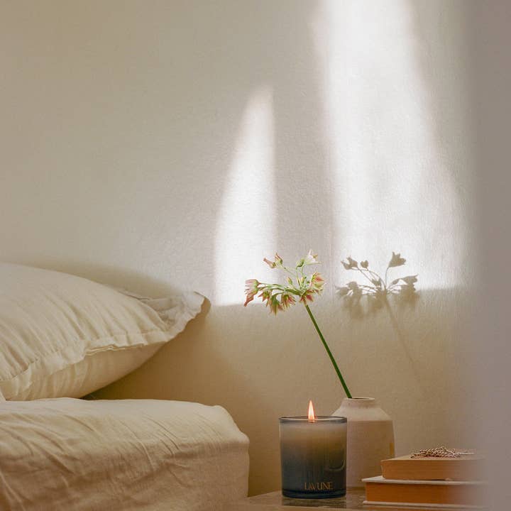 BLUE N˚06 Solstice - Luxury Scented Candle for wholesale on Faire1