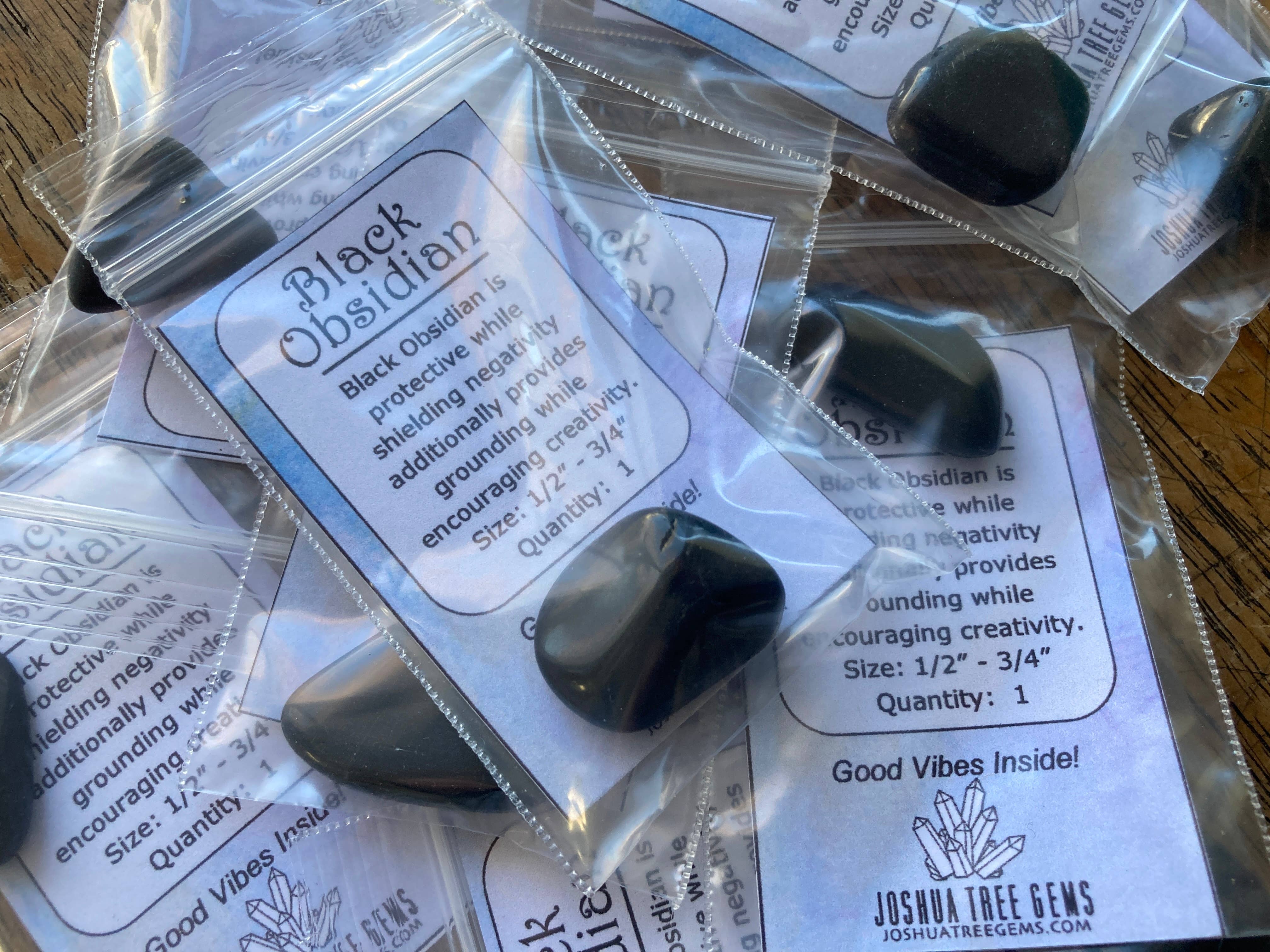 Joshua Tree Gems - Vendita all'ingrosso Pietra/cristallo spirituale - Ossidiana nera burattata con una carta con proprietà metafisiche1