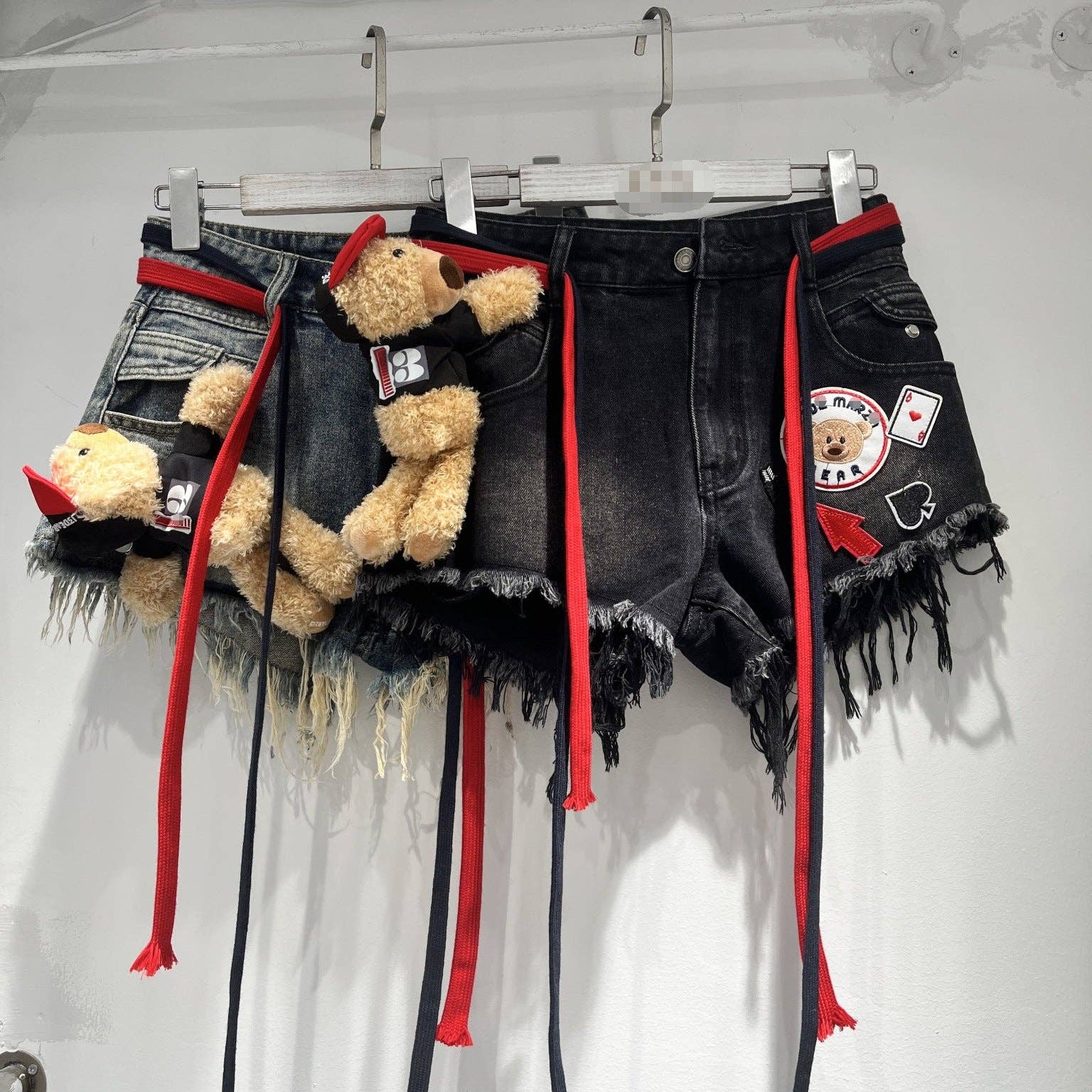 Sanyao Fashion - Wholesale Shorts - Women's - M127 Playful Patchwork High Waist Raw Hem Denim Shorts5