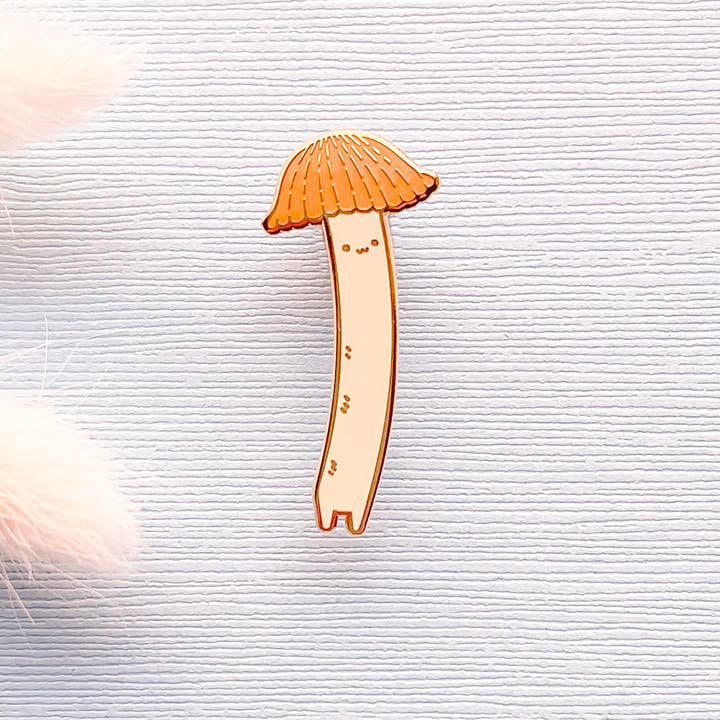 Alum and Ink – Großhandel Anstecker/Button – Chibi Orange Bonnet Mushroom (Mycena acicula), emailliert9