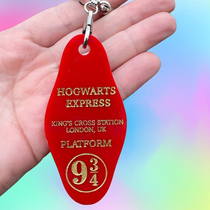 The Foxy Hipster - Wholesale Keychain - Unisex - Hogwarts Express Keychain