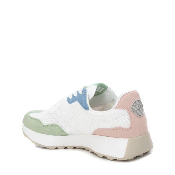 BeShoes Distribuição – wholesale Vardagssneakers - Dam – Damskor Vit XTi-140741B3