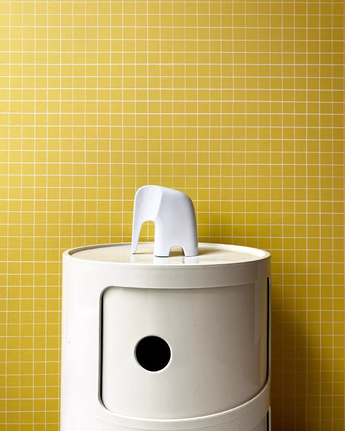 À Carreaux - Wholesale Wallpaper - YELLOW Wallpaper with small white squares1