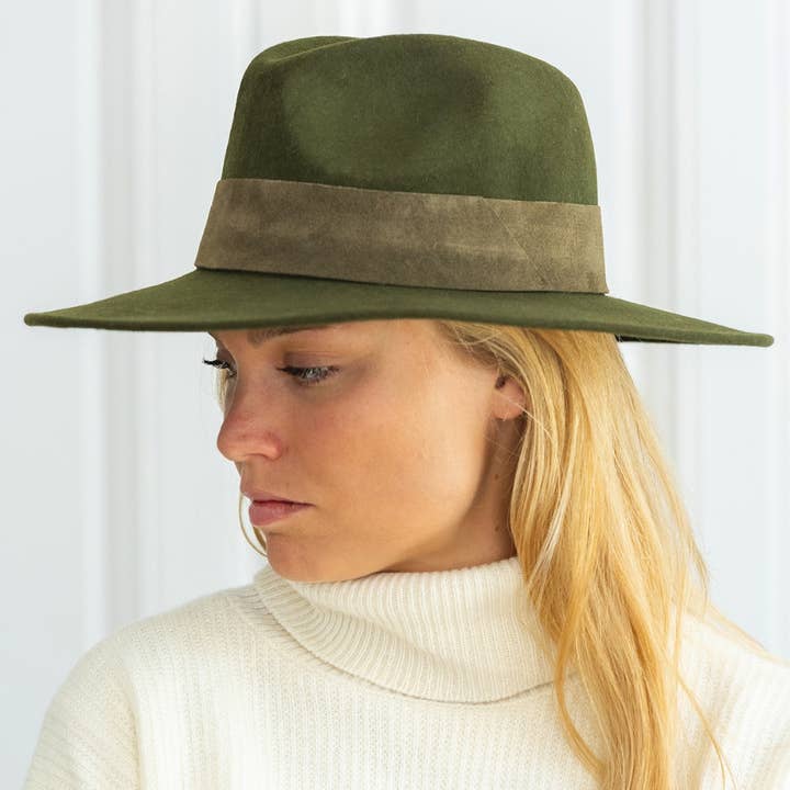 TRAVAUX EN COURS... - Wholesale Fedora - Unisex - WIDE BRIM HAT - leather braid54