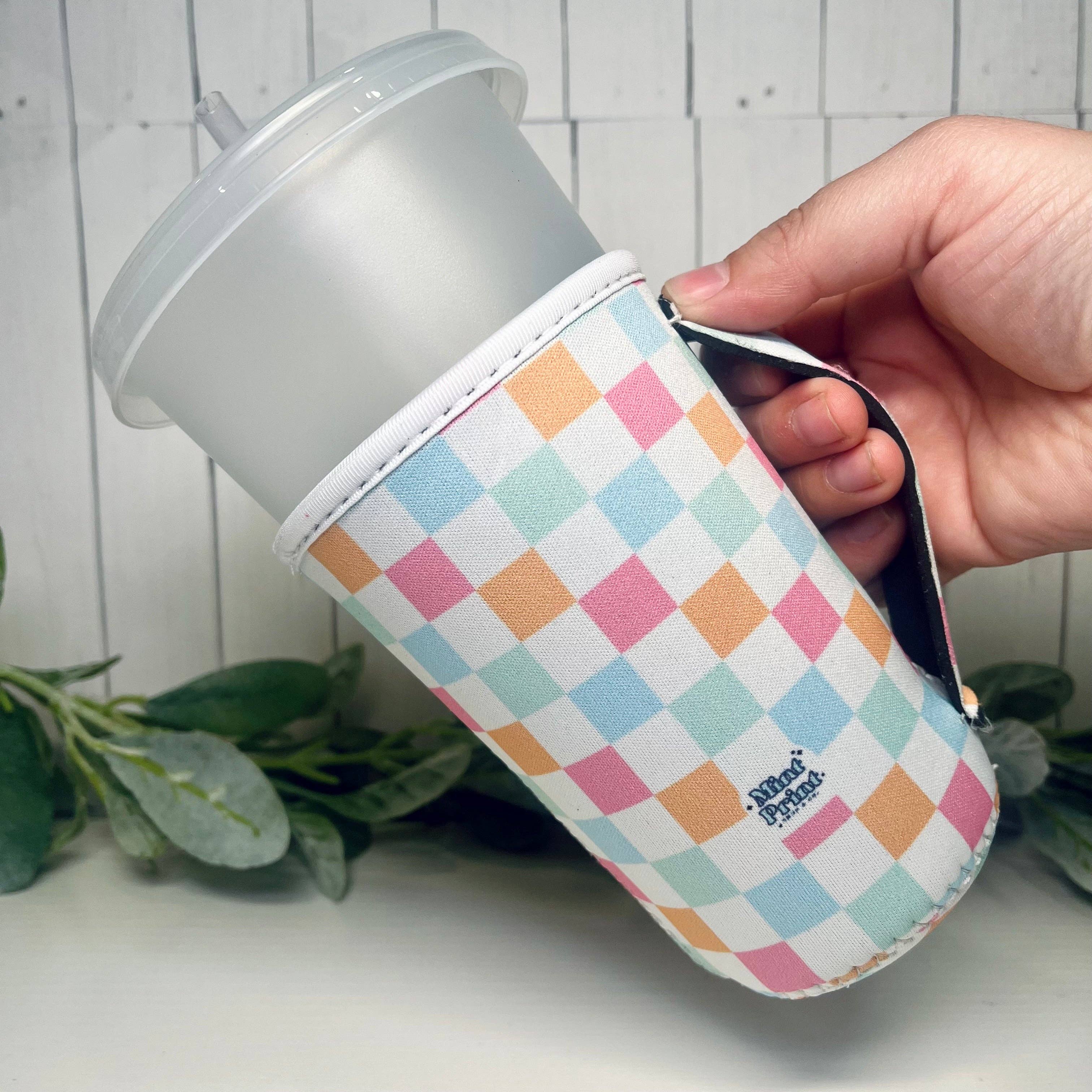 Mint Print Shop & Co - Wholesale Drink Huggers & Koozies - Pastel Checkered Drink Sleeve With Handle | Medium1