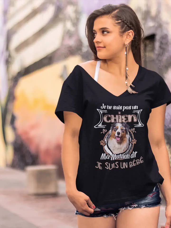 T-shirt ULTRABASIC pour femme I'm Telling You I'm Not a Australian Shepherd - Ma mère a dit que je suis un bébé - T-shirt mignon pour les amoureux des chiots pour la vente par ULTRABASIC