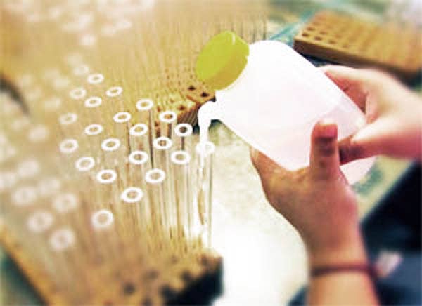 Ziponline - Vendita all'ingrosso Bacchetta magica - Bambini - Bacchette metalliche e prismatiche miste (colori pre-selezionati)2