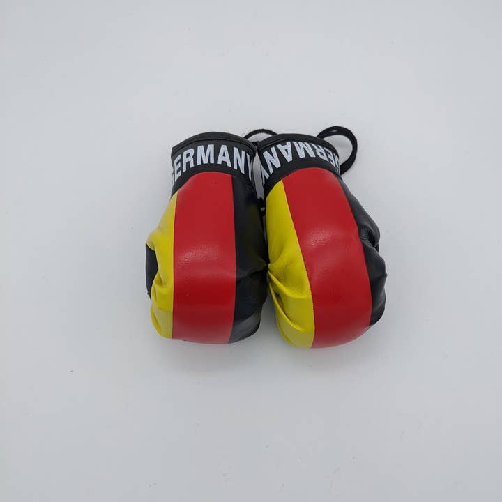 Flag Matrix Inc - Wholesale Sporting Accessories - International Boxing Gloves24