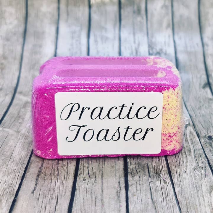 Practice Toaster Bath Bomb for engroshandel hos Oh, Maeden Designs